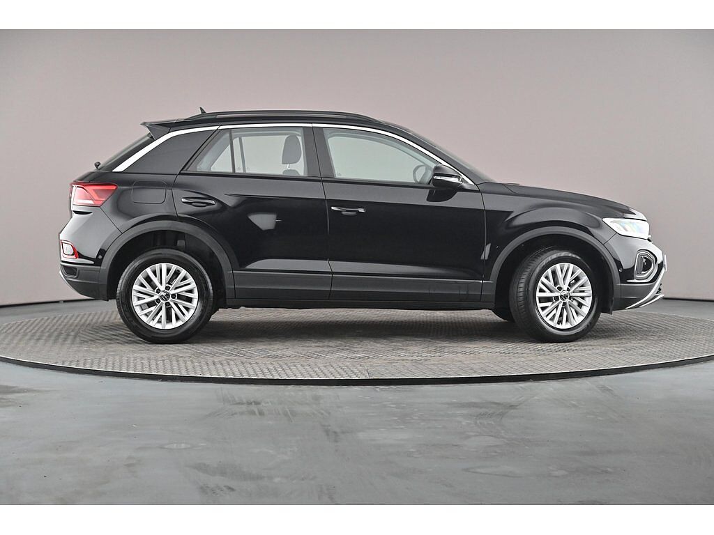 Volkswagen T-ROC Mark 1 Facelift (2022) 1.0 TSI Life 110PS