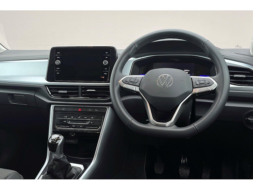 Volkswagen T-ROC Mark 1 Facelift (2022) 1.0 TSI Life 110PS